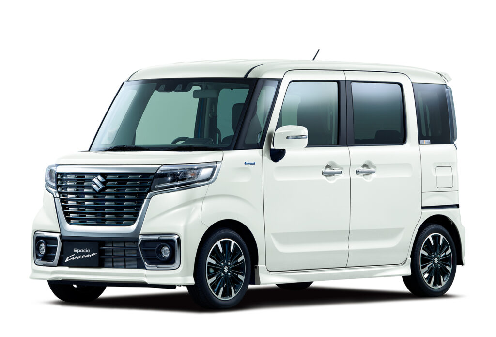 鹿児島の新車販売、お得で損しない買い方をするなら安心のグラディール。ライフスタイルに応じた対応が可能。3年乗り換え、カスタム可能。フルセグナビなどご成約特典付き。